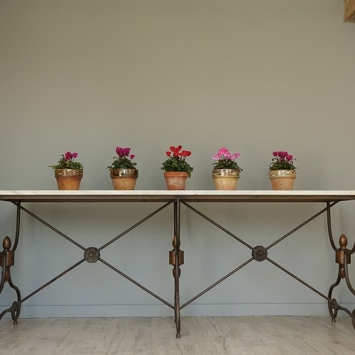 double iron bisto table