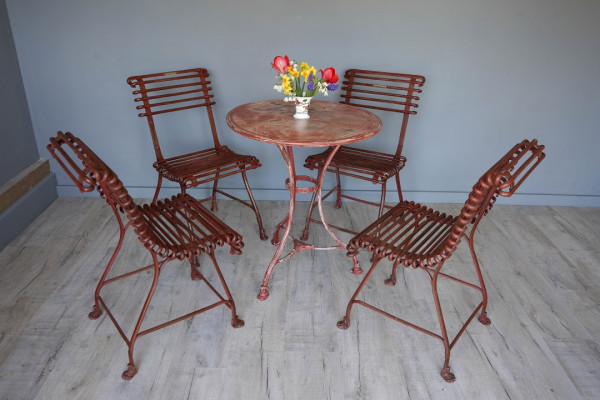 antique Arras garden patio set