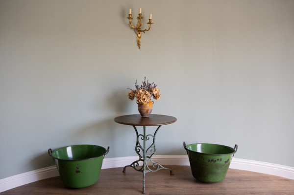 antique Arras Bistro Table