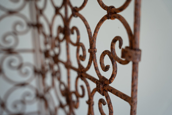 decorative antique garden folding iron screen