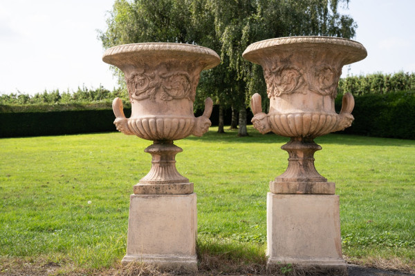 A Pair of Large Buff Garden Urns with Plinths - Image 8