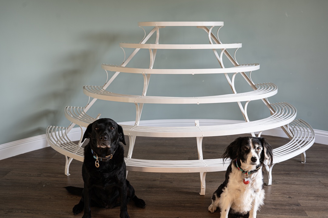 Arras original restored garden plant stand