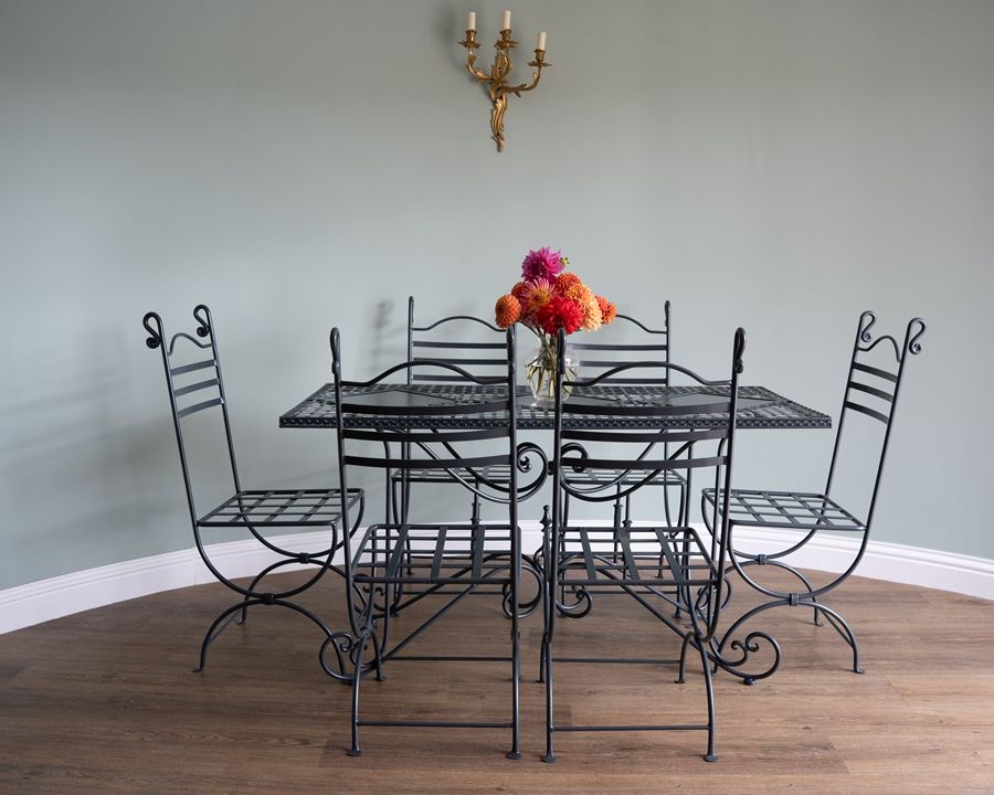 garden dining table and chair set