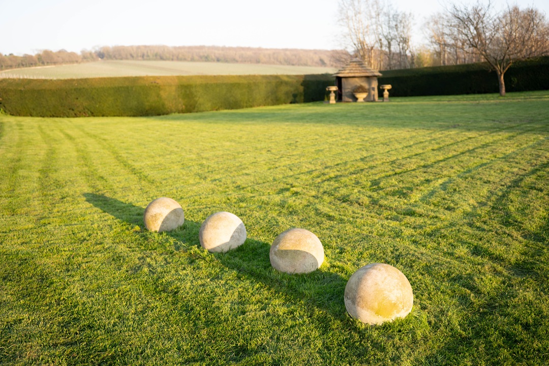 garden stone balls