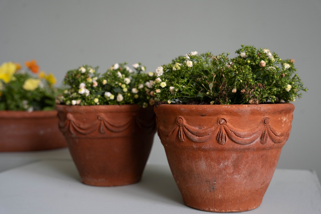 antique Sankey Bulwell pots