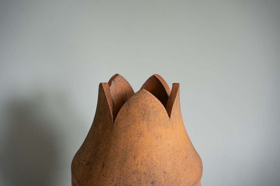 crown topped antique Victorian chimney pot