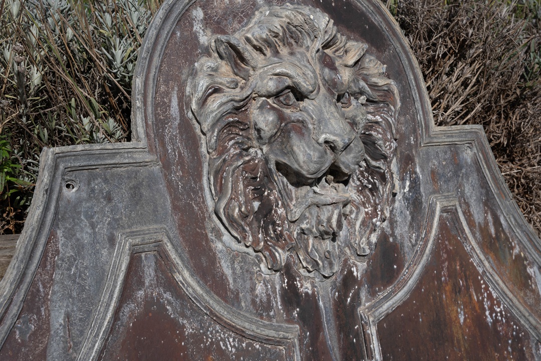 George II Style Lead Wall Cistern & Lion Mask Fountain - Image 2